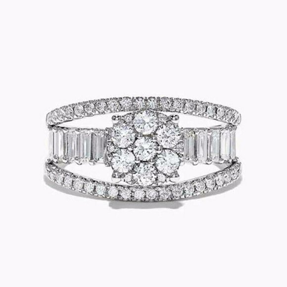 Jewelry - New Elegant Silver  Round Cut White Sapphire Ring